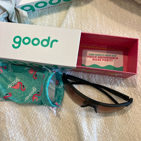 Goodr Bolt G The Jungle Is My Gym Sunglasses - Picture 2 of 4